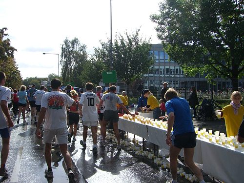 1. Verpflegungsstelle - Köln Marathon